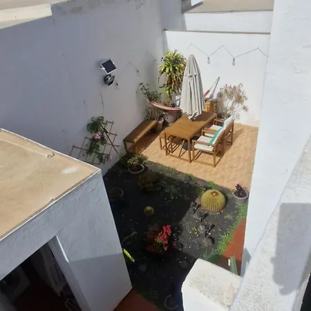 Casa Ohana Volcan * تياس